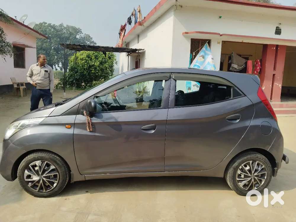 Hyundai Eon 2018 Petrol 87000 Km Driven Side Air Bag