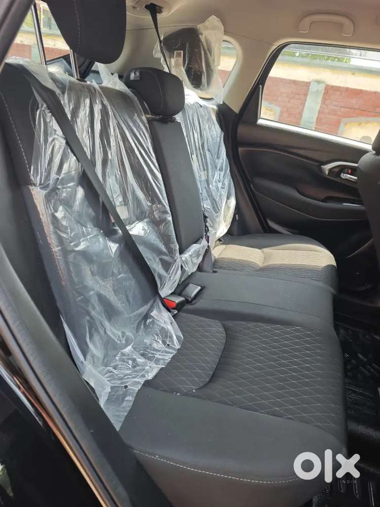 Toyota Urban Cruiser Hyryder 2026 Petrol 7300 Km Driven