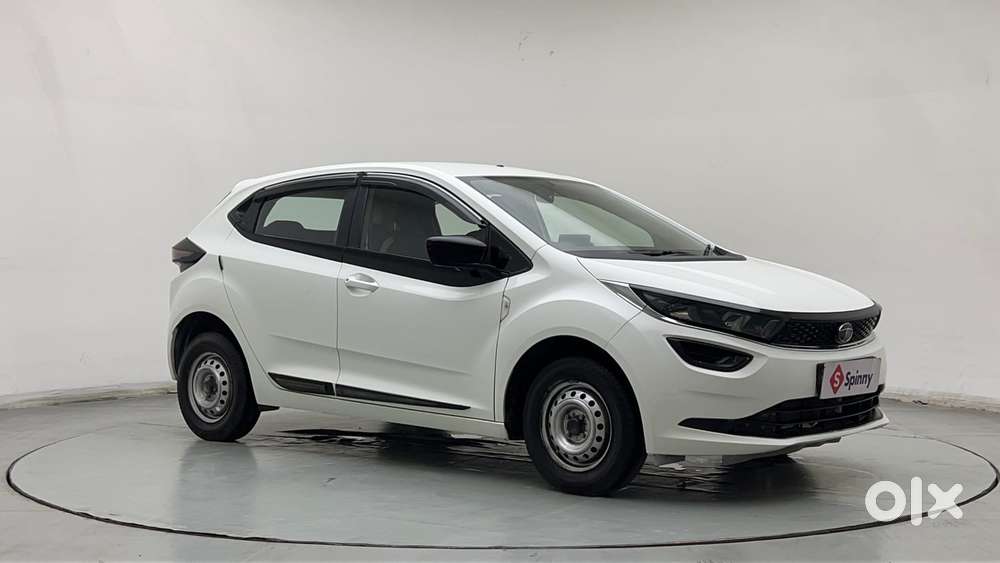 Tata Altroz 1.2 Xe, 2022, Petrol