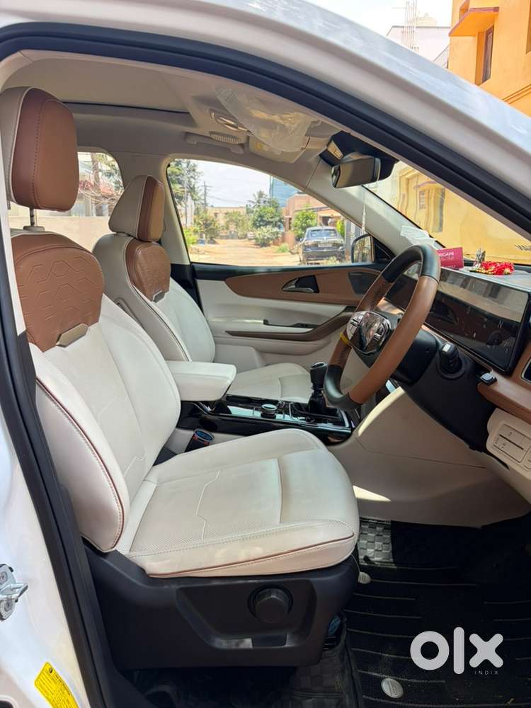 Mahindra Xuv700 Ax7 Diesel 2026
