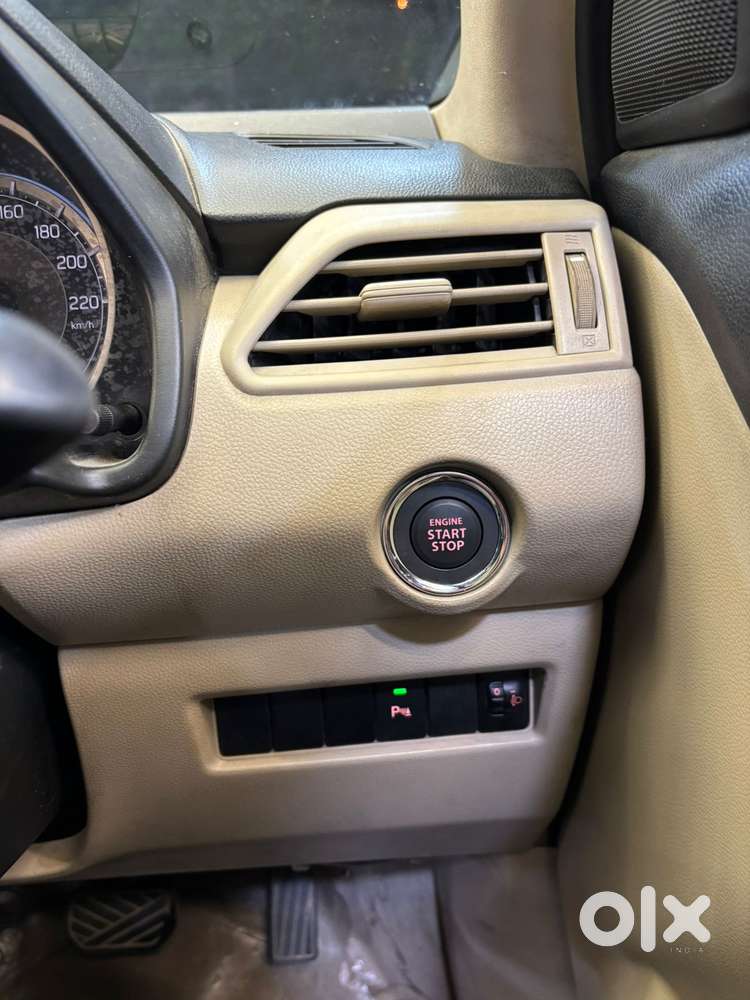 Maruti Suzuki Dzire 1.2 Zxi Plus Amt, 2018, Petrol