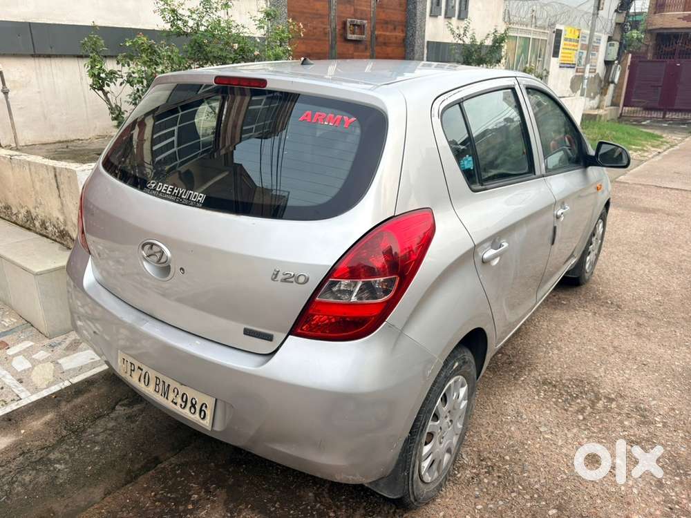 Hyundai I20 2011  Well Maintained  Touch Screen  Premium Speakers
