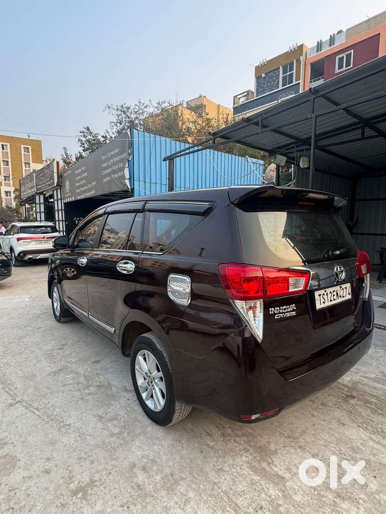 Toyota Innova Crysta 2.4 G Mt 8s, 2018, Diesel