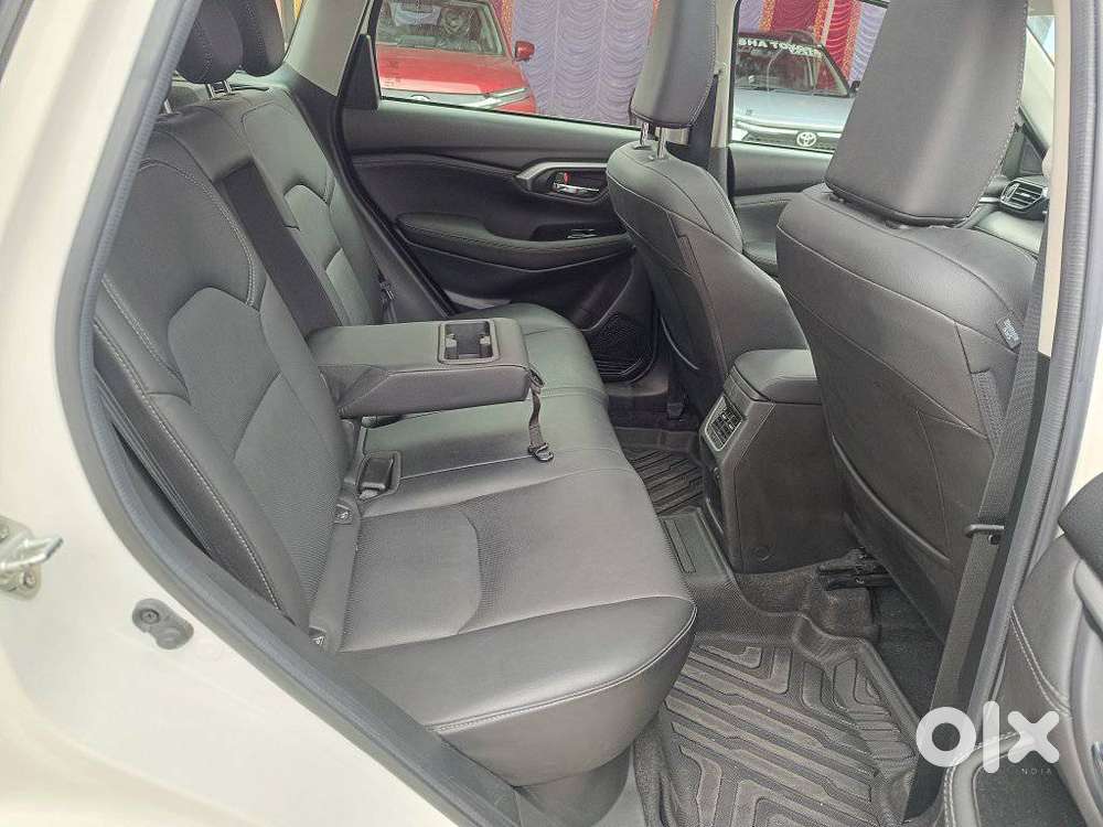 Toyota Urban Cruiser Hyryder 1.5 V Neo Drive, 2025, Petrol