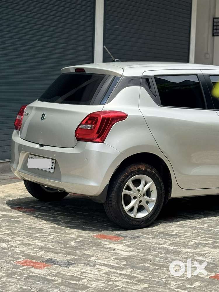 Maruti Suzuki Swift Vvt Vxi, 2021, Petrol