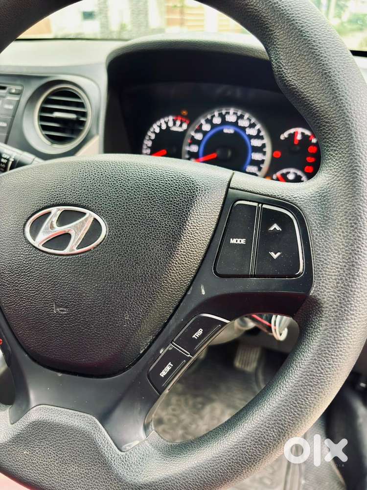 Hyundai Grand I10 Sportz 1.2 Kappa Vtvt, 2016, Petrol