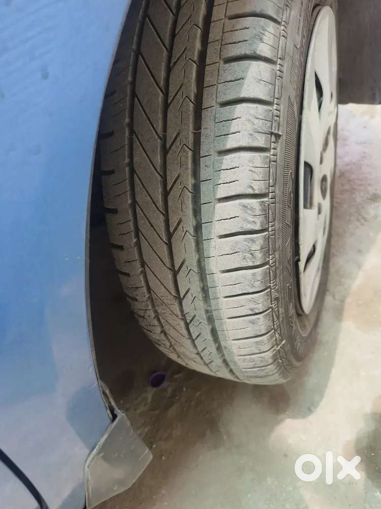 Honda Amaze Top Model- Child Ac-tyre 90%