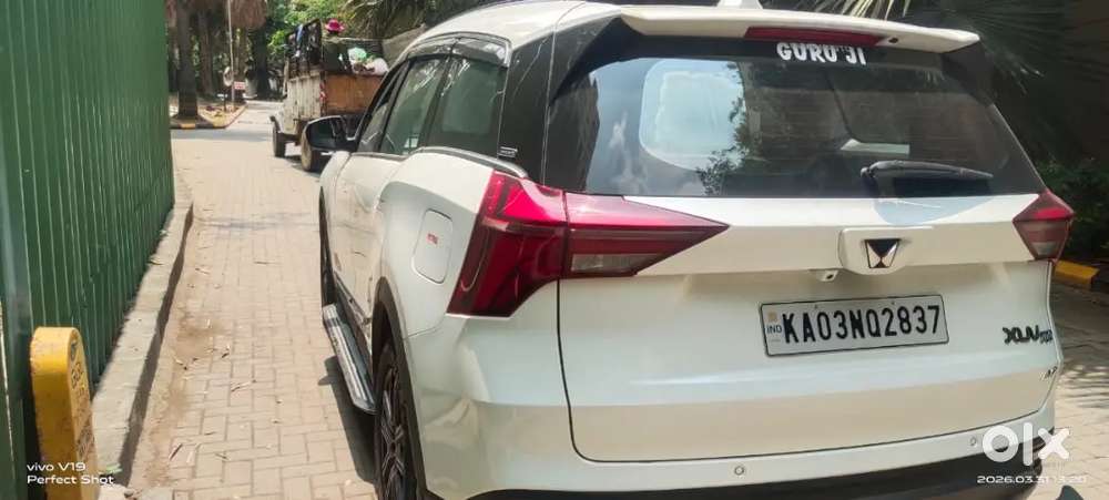 Mahindra Xuv700 2023 Petrol Well Maintained  Show Room Maintain