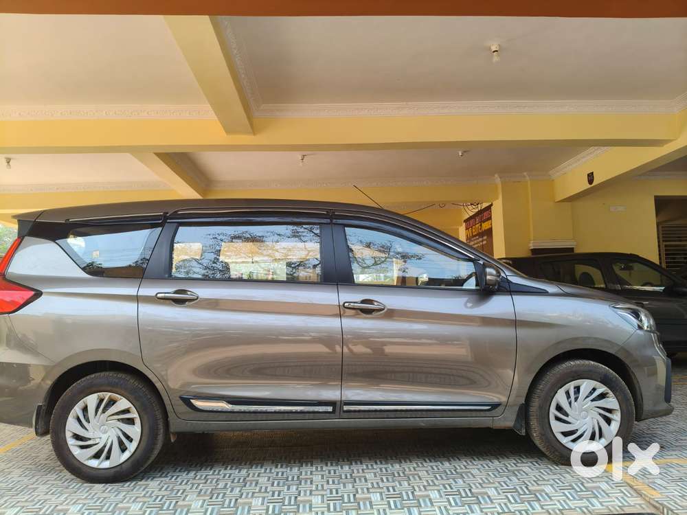 Maruti Suzuki Ertiga Vxi, 2025, Petrol