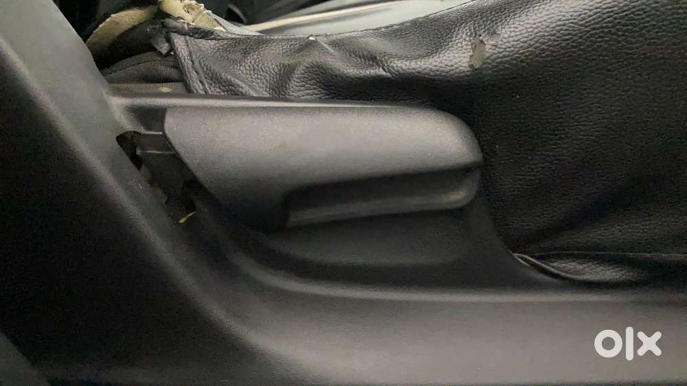 Maruti Suzuki Swift Lxi, 2015, Petrol