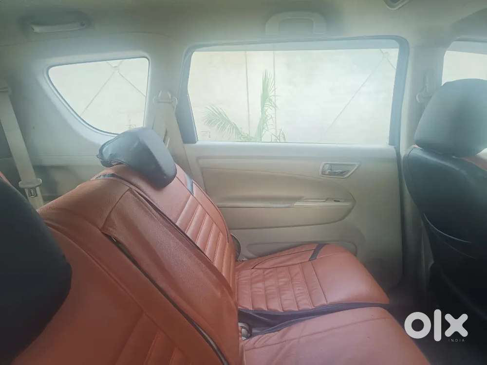 Top Model Zdi+ Maruti Ertiga Touch Dispaly+new Alloyswith All Document