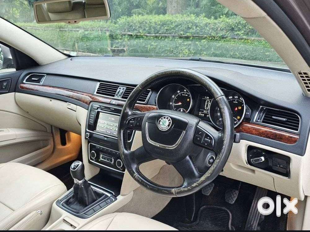 Skoda Superb 2014 Km Driven