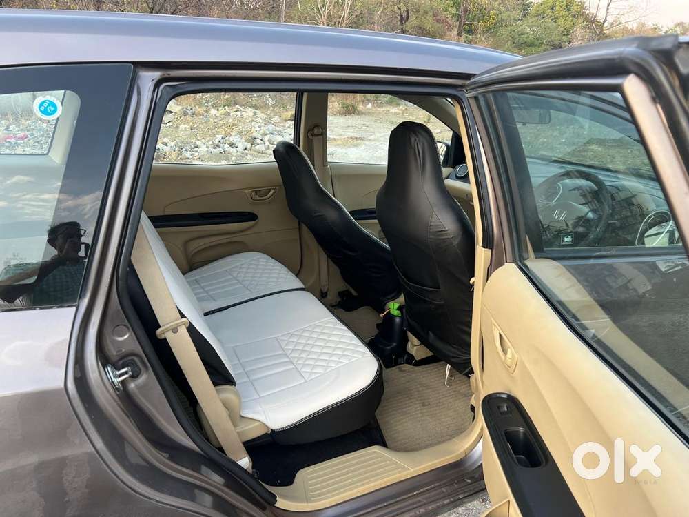 Honda Mobilio, 2015, Petrol