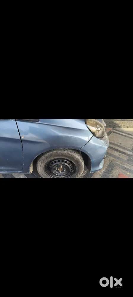 Ungent Sale Honda Amaze 2016