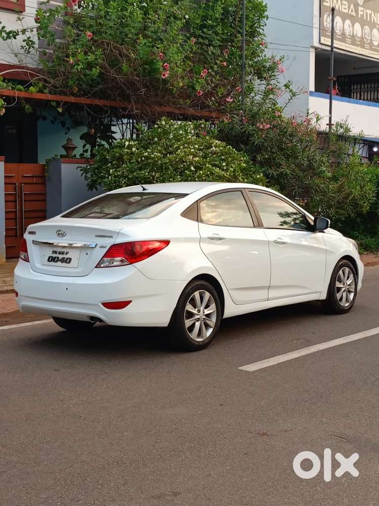 Hyundai Verna Fluidic 1.6 Vtvt Sx, 2012, Petrol