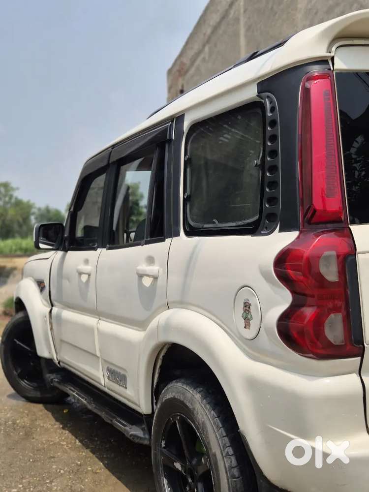 Mahindra Scorpio Diesel 2017