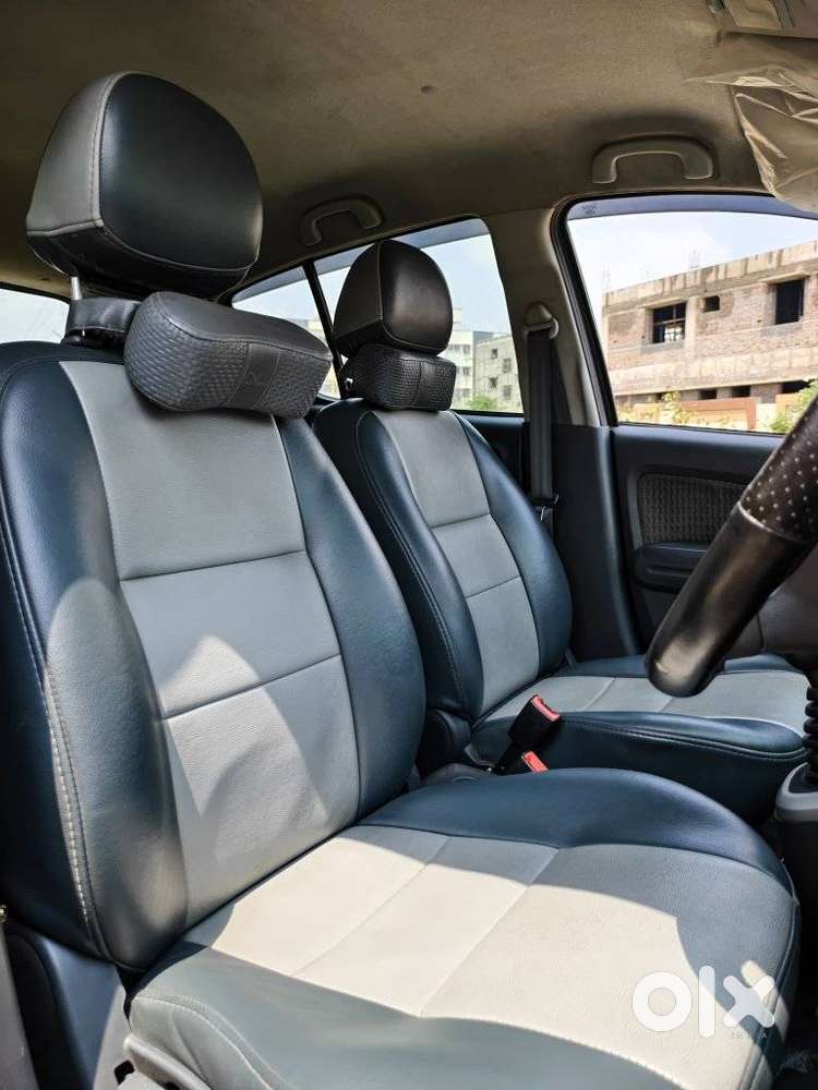 Maruti Suzuki Ritz Vxi, 2013, Petrol