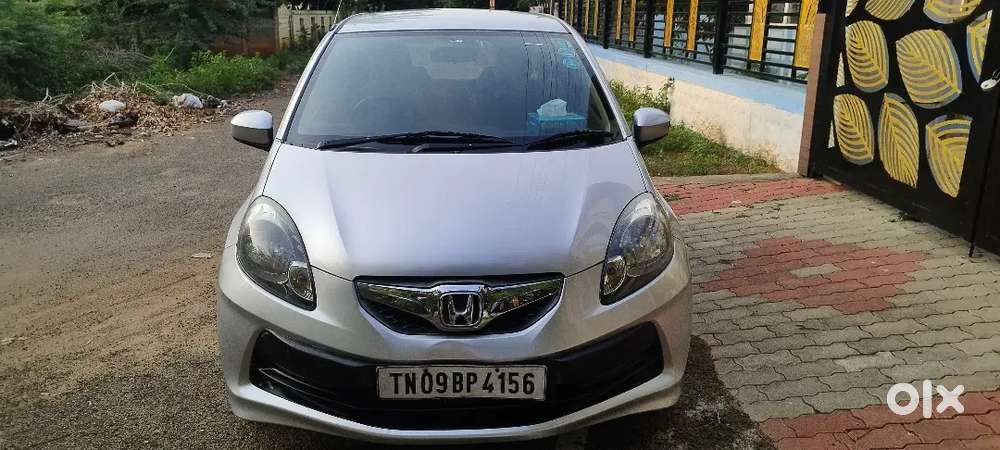 Honda Brio 2012 Petrol Well Maintained