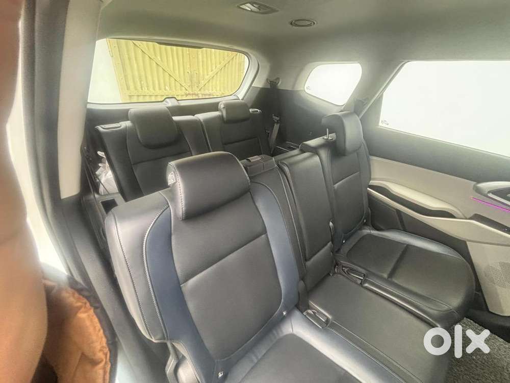 Kia Carens 2023 Diesel Imt 10300 Km Driven