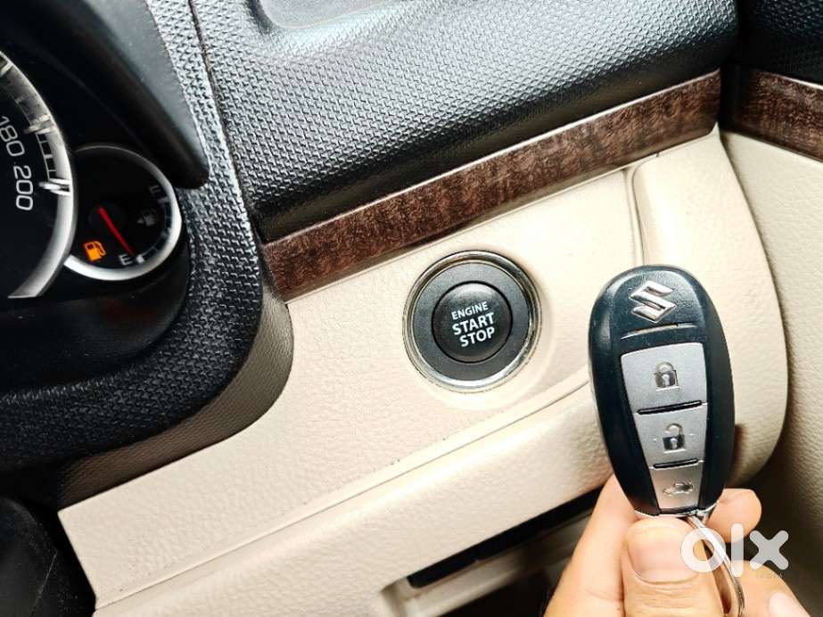 Maruti Suzuki Swift Dzire 1.2 Zxi Bsiv, 2016, Petrol