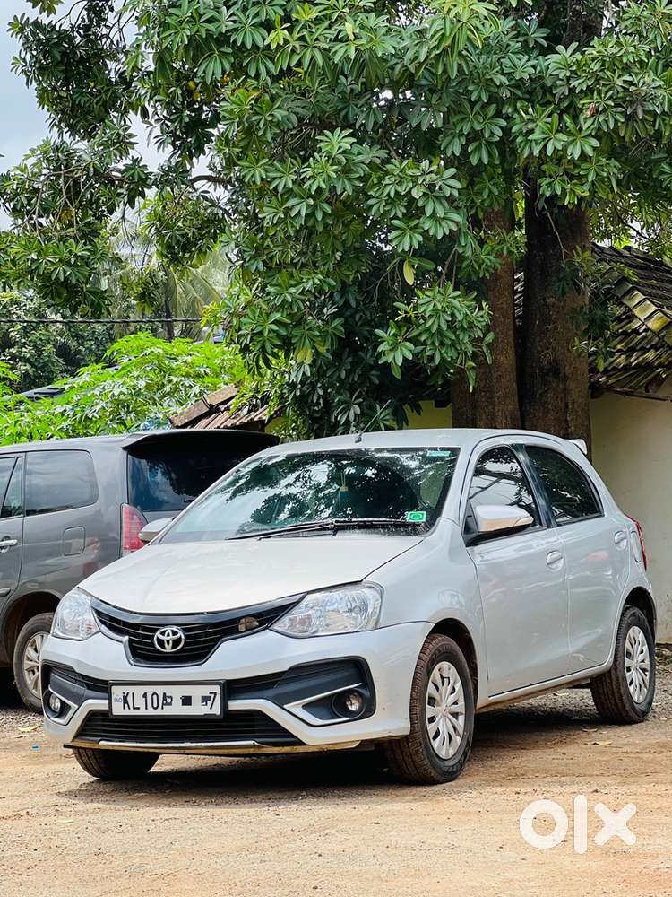 Toyota Etios Liva 2012