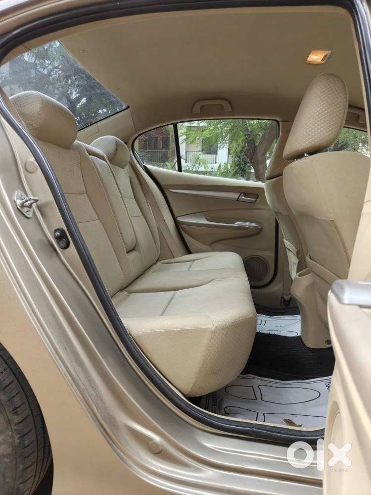 Honda City V Mt Exclusive, 2011, Cng & Hybrids