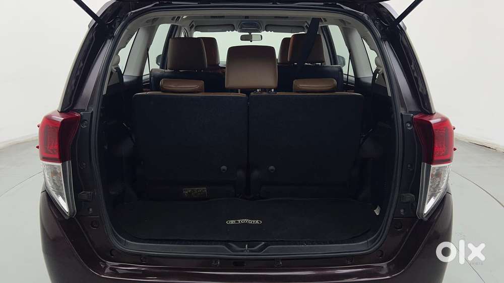 Toyota Innova Crysta 2.7 Zx At, 2017, Petrol
