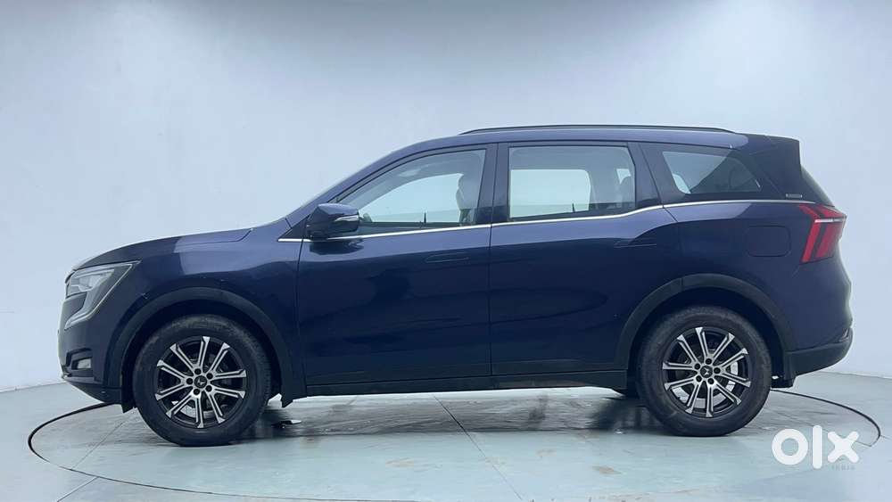 Mahindra Xuv700 2.0 Ax 7 Petrol At Str, 2022, Petrol