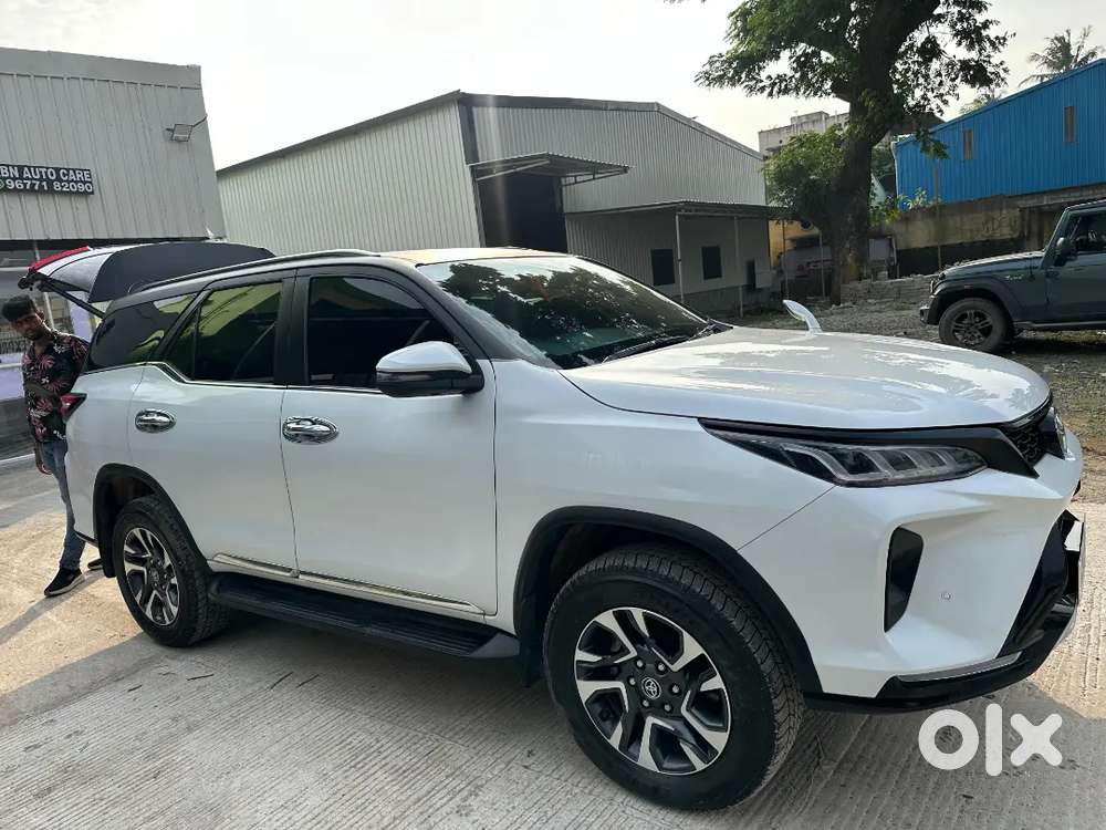 Toyota Fortuner Legender 2025
