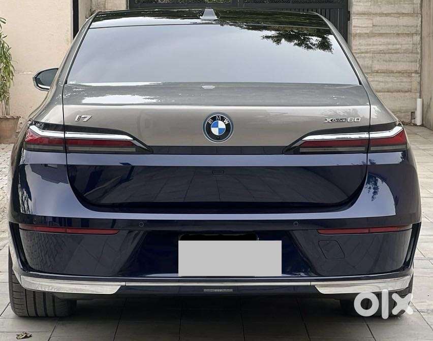 Bmw I7 Xdrive60, 2024, Electric