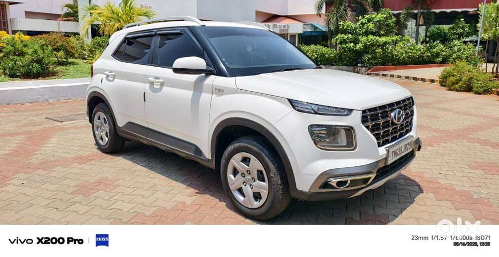 Hyundai Venue S Plus Mt 1.2 Kappa, 2019, Petrol