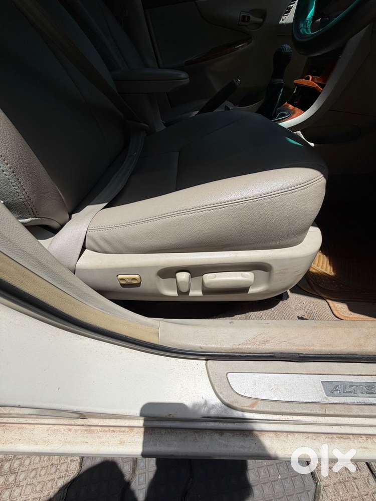 Toyota Corolla Altis 2009 Petrol