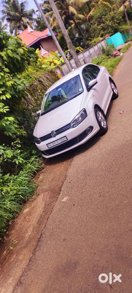 Volkswagen Vento 2013 Petrol 80000 Km Driven