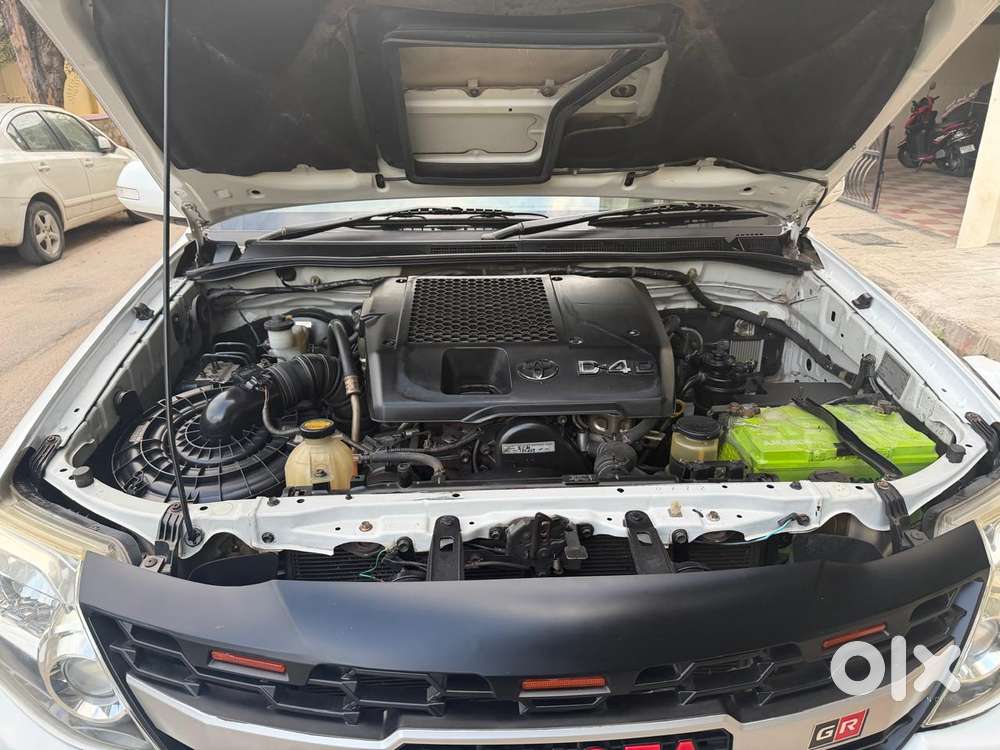 Toyota Fortuner 3.0 4x2 Mt, 2012, Diesel
