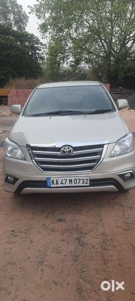 Toyota Innova 2007 Diesel 15000 Km Driven