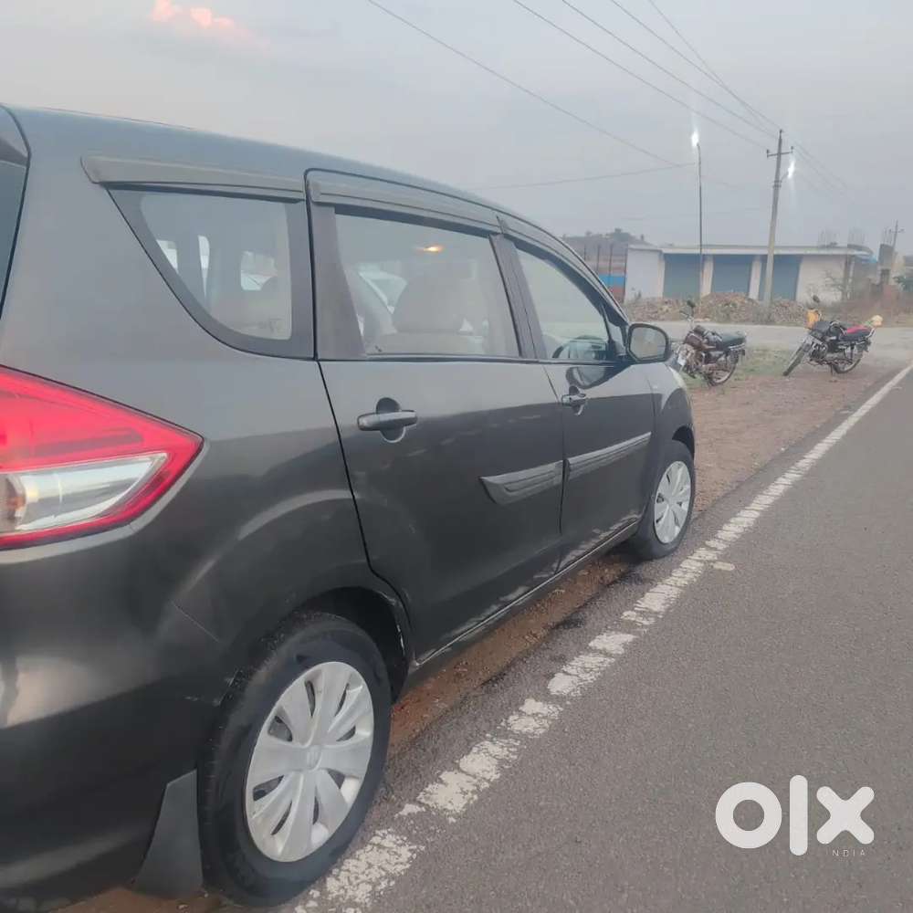 Maruti Suzuki Ertiga 2017 Diesel 95000 Km Driven