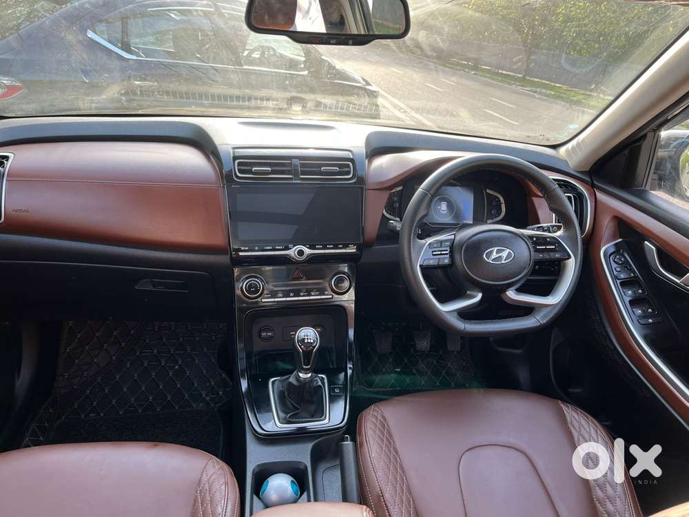 Hyundai Alcazar Prestige 7-seater, 2023, Petrol