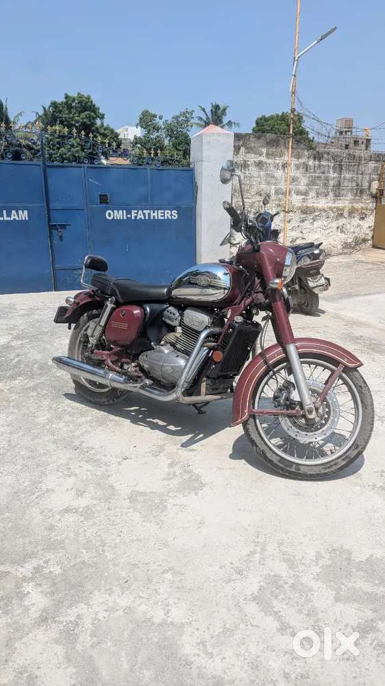 2021 Jawa Dual ABS | 24,800 km | Maroon | BS6