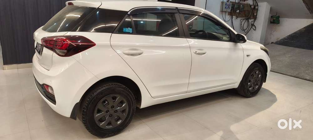 Hyundai I20 Magna 1.2 Mt, 2020, Petrol