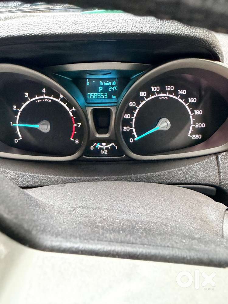 Ford Petrol 2015 Car 58953 Km