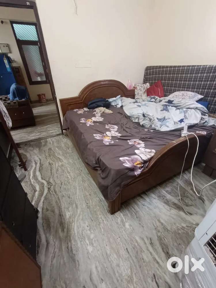 King Size Bed without mattress
