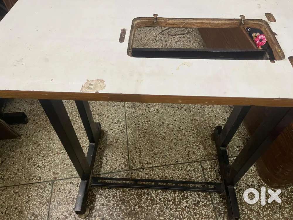 Silai Machine Leg Stand