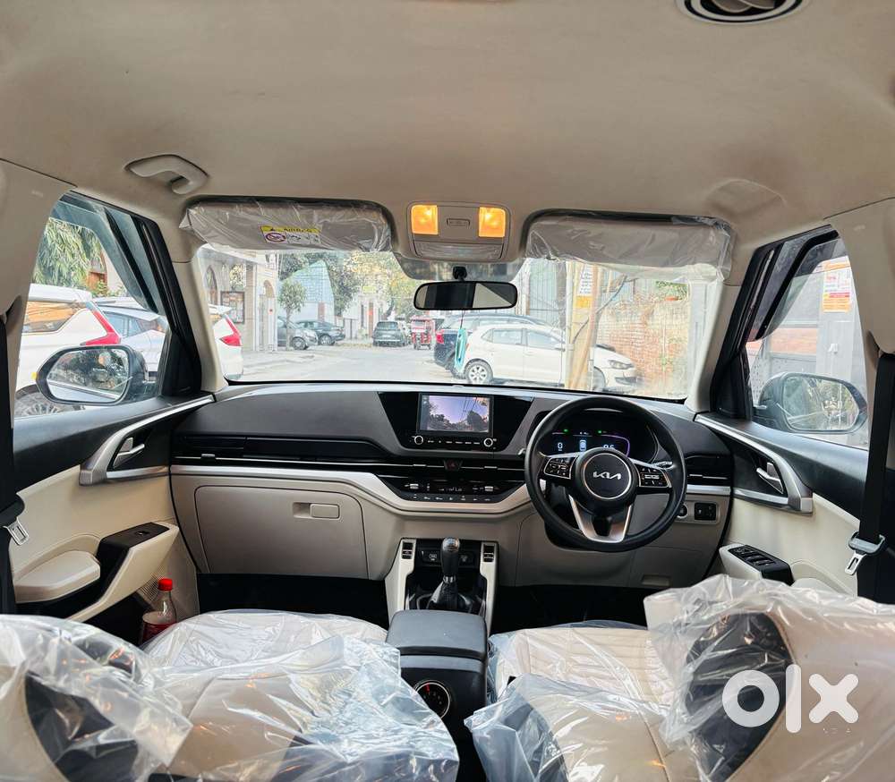 Kia Carens 1.4 Prestige Plus Turbo 7 Str, 2022, Petrol