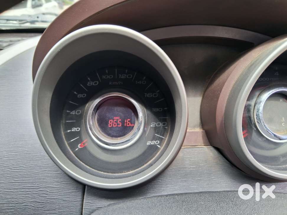 Mahindra Xuv500 W8, 2014, Diesel