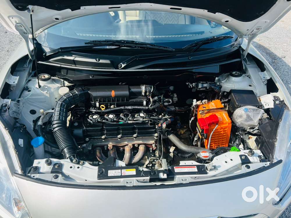 Maruti Suzuki Swift Dzire Vxi Optional, 2018, Petrol