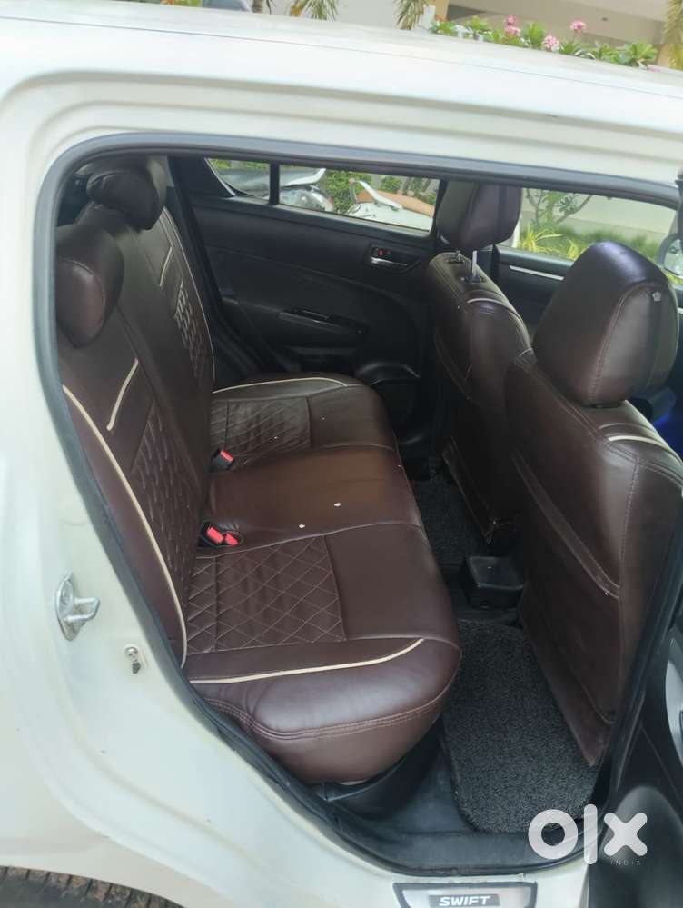 Maruti Suzuki Swift Vxi Optional, 2015, Petrol