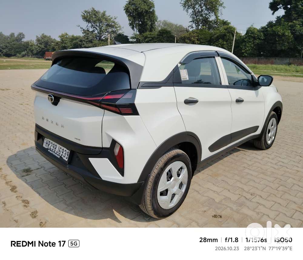 Tata Nexon Smart Plus1.2 Revotron Petrol 5 Mt, 2026, Cng & Hybrids