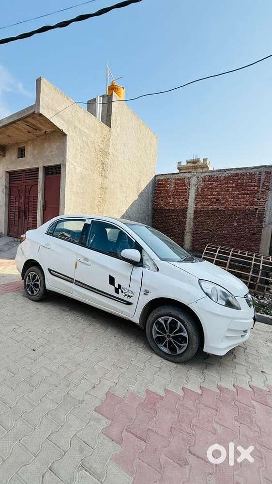 Honda Amaze 2017 Cng & Hybrids Well Maintained