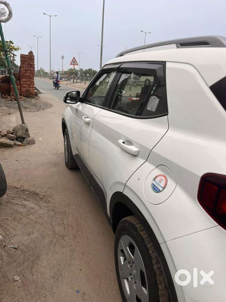 Hyundai Venue 2021 Petrol Good Condition