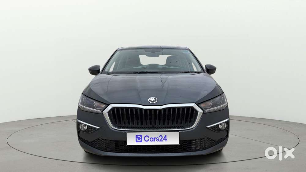 Skoda Slavia 1.0 Tsi Style At, 2023, Petrol
